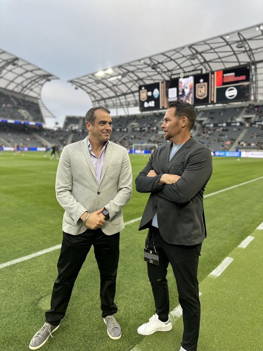 Continue what has been a rip roaring #MLSSeasonPass Sat. With Dunny & I from the Hotel California.. “Such a lovely place, such a lovely face.” @LAFC / @WhitecapsFC 7:30p PT @AppleTV