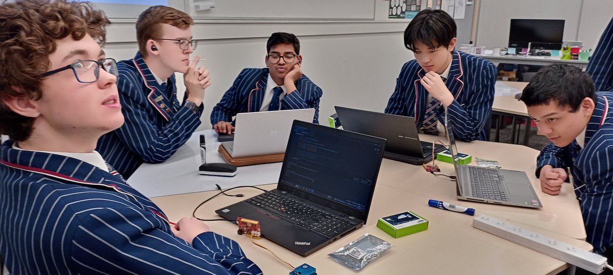 Kicked off Term 2 DigiTech Club with <a href="/KiwiBryn/">Bryn Lewis</a> showing us how to use <a href="/seeedstudio/">Seeed Studio</a> environmental sensors in prep for bigger project. CO2 levels normal so can't blame that for yawning students in my classes ;-)