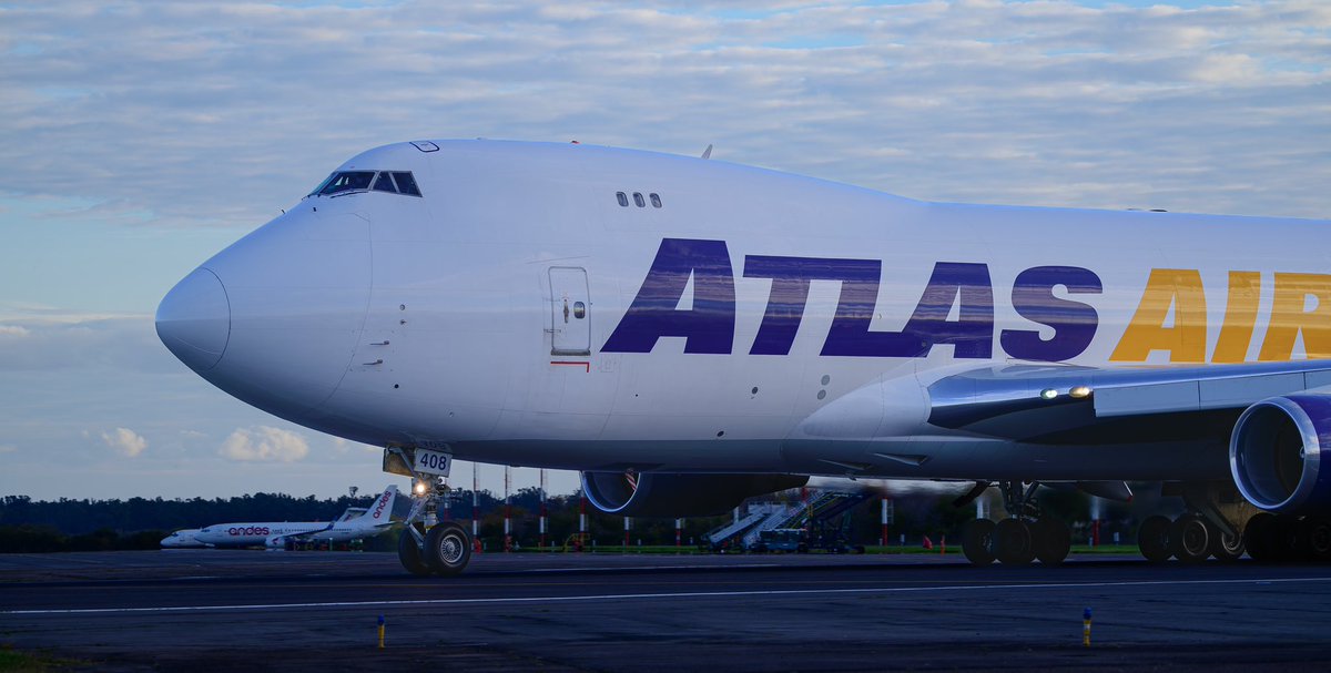 La sorpresa de la tarde @AtlasAirWW en el #SpotterDayEzeiza gracias @AeropuertosAR @Boeing #747 #spotter #aviationlovers #nikonphotography @PatoAviador @A4Kike