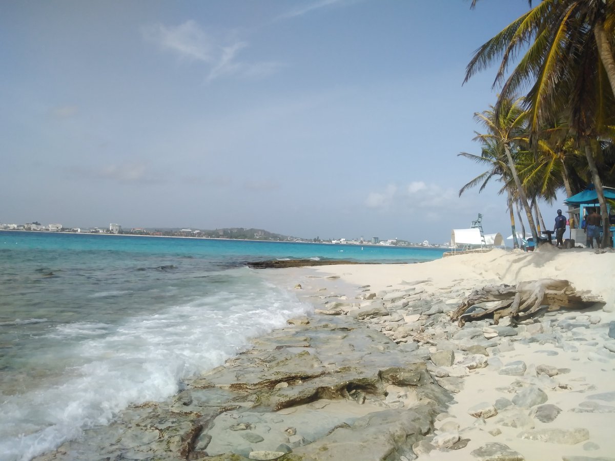 coralina_sai's tweet photo. #JohnnyCay Regional Park más de 5 años siendo una de las mejores playas del mundo con el galardón #BlueFlag. Te contamos aquí 👉https://t.co/NNRmPrtDee
#PlmónCaribeInsular https://t.co/JLuGjaUFr1