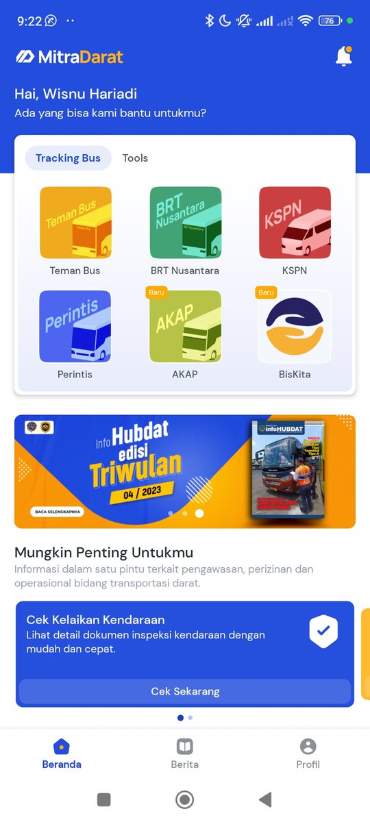 wisnuhariadi's tweet photo. Masyarakat yg mau berwisata, sewa kendaraan umum, monggo dicek dahulu administrasinya. Misalnya Hasil uji KIR. 

Bisa dicek di aplikasi Mitra darat Kemenhub/scan barcode yg ada di kaca bus. 

Jika tdak KIR/sdh lewat, dipastikan kendaraan tsb secara administrasi tdk laik jalan https://t.co/SrMu3EPnSX