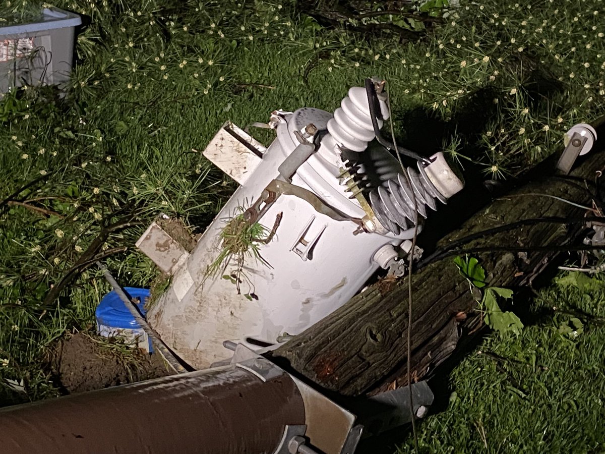 🌪️Tornado Damage🌪️ We are along Rt 88 in Findleyville where a tornado has caused extensive damage. Trees & power lines down as well as roofs torn away. @MeghanKDKA is live with a look at the damage at 11pm @KDKA