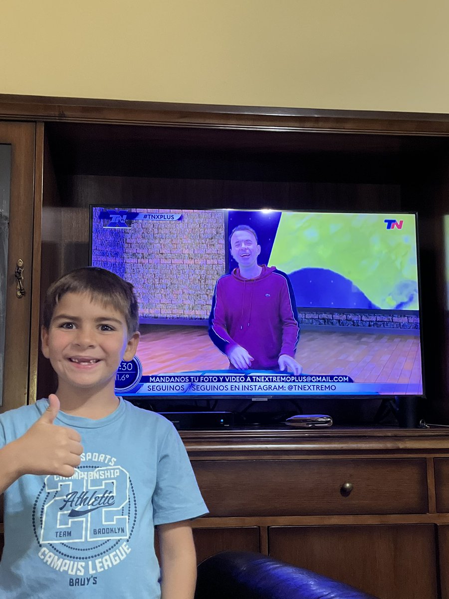 Piquicol's tweet photo. En la casa de mis abuelos, viendo #tnxplus @TNExtremo https://t.co/r2v8mQOGPS