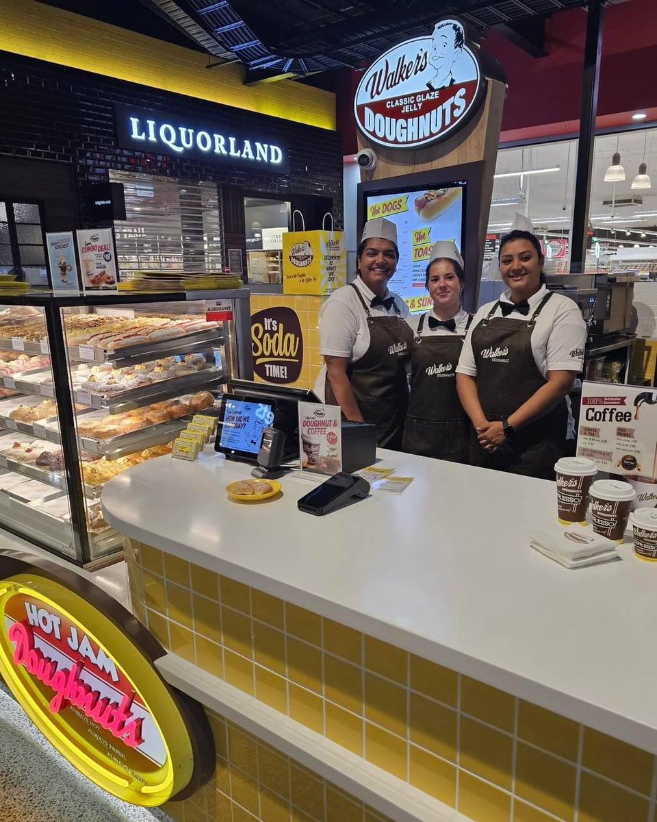 WalkersDougnuts's tweet photo. Walker’s Hyperdome NOW OPEN!🎈

HELLOOOO HYPERDOME!
Come down and meet Harry, Nikita &amp; the team who will be your go-to for all the tasty treats including our award-winning coffee, hot dogs, shakes and of course our 40 delicious doughnut varieties and HOT jams 

See you soon! 💛🍩 https://t.co/XyCHwWwB8S