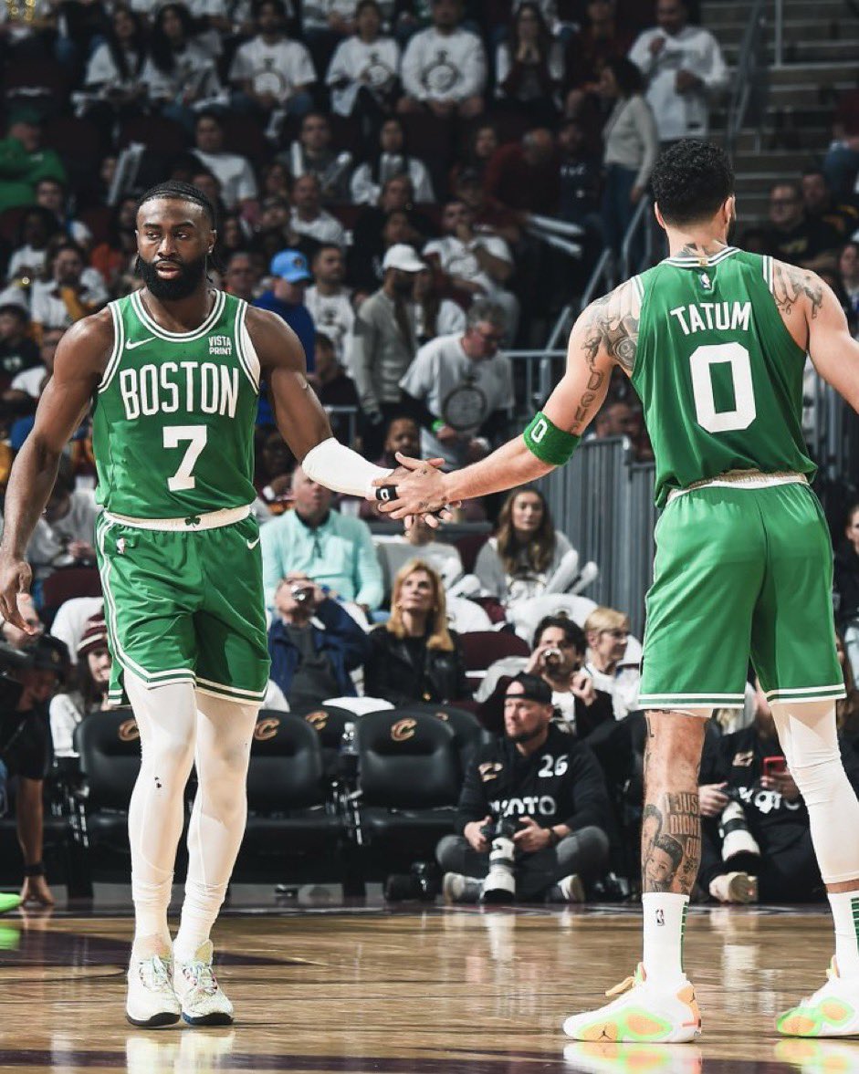 OutofLineBets's tweet photo. Sending 5U Wake N’ Cash to 50 who RT 🔄

🪜DAY 3 10k Ladder Challenge🪜

$182.22 ➡️ $347.87 💰

Boston Celtics -7 -110 ✅

MONEY PRINTER GO BRRRRRR! 🔫 💵

38-12 Free Play Run 🤯

Day 1: Dallas Mavericks +5.5 -110 ✅
Day 2: Denver Nuggets +4 -110 ✅
Day 3: Boston Celtics -7 -110 ✅

We’re on a never-ending HEATER! 🔥🔥🔥
