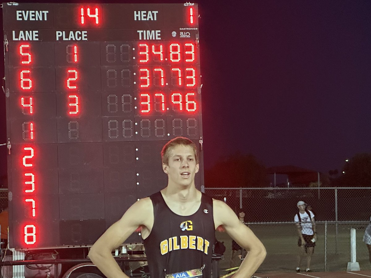 It’s a new NATIONAL RECORD in the 300 meter intermediate hurdles at the @AZPreps365 OPEN STATE TRACK CHAMPIONSHIPS! @gilbert_tigers Vance Neilson goes under 35 seconds! WOW!!!!