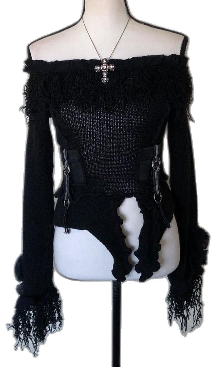 alice 🦇 (@vampypixie) on Twitter photo 