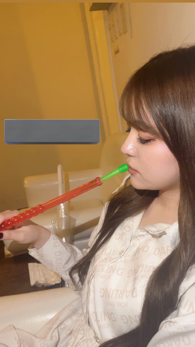 紀田先生に鼻ヒアルやってもらったことあるけどまじで上手だったし終わった後頭ポンポンされてときめいた、、、犯すなら私にしとけ😩😩
(これは術後1週間)