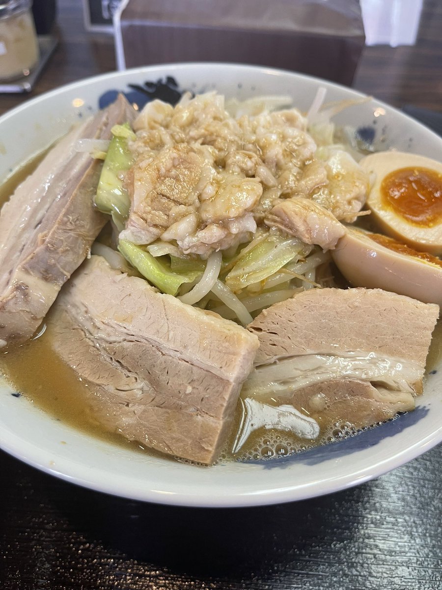 とりあえずラーメン食べましょ
