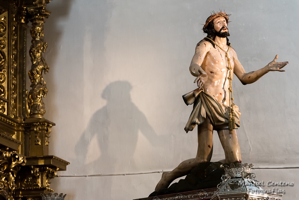 LA ASCENSIÓN DEL SEÑOR 'Después de hablarles, el Señor Jesús subió al cielo y se sentó a la derecha de Dios.' (MC 16, 15-20) Santa Misa a las 13 h en la iglesia de San Quirce y Santa Julita. Foto @manolo1531