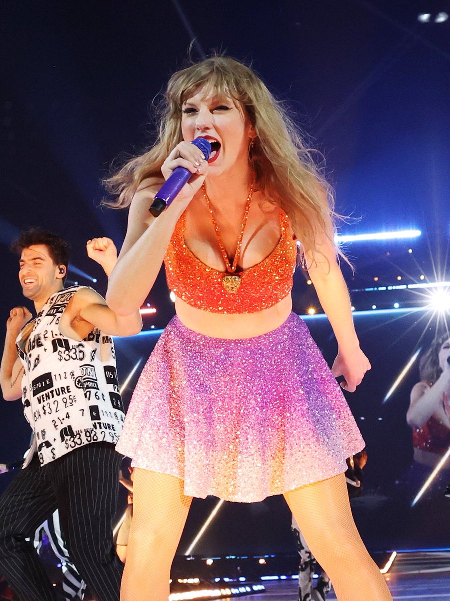 The Eras Tour tweet media