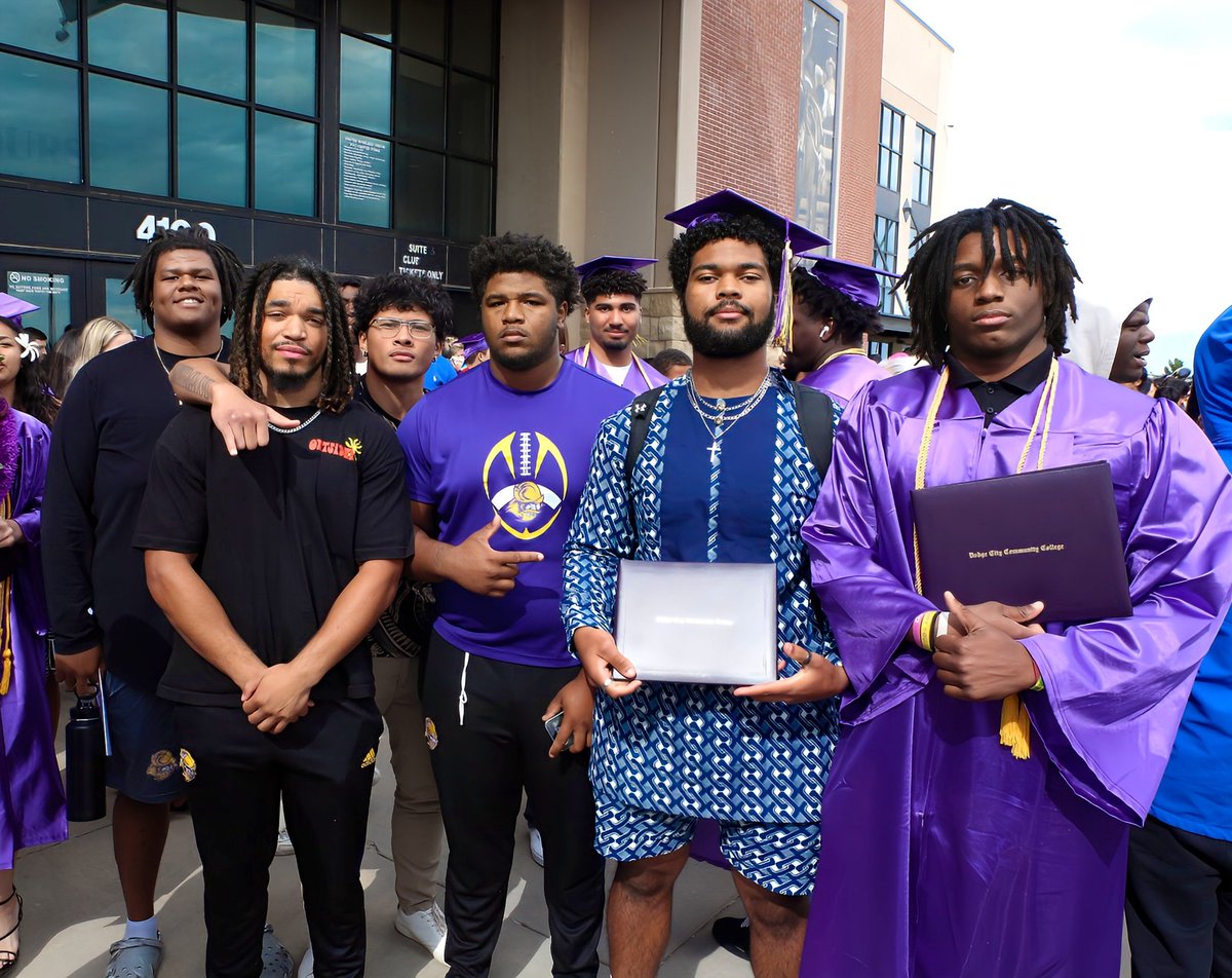 Thank you @GoConqs for everything you done. Prepared me to be a better athlete, student and man. I will never forget the you guys!!!!!!!🟣🟡 #Happygraduation2024