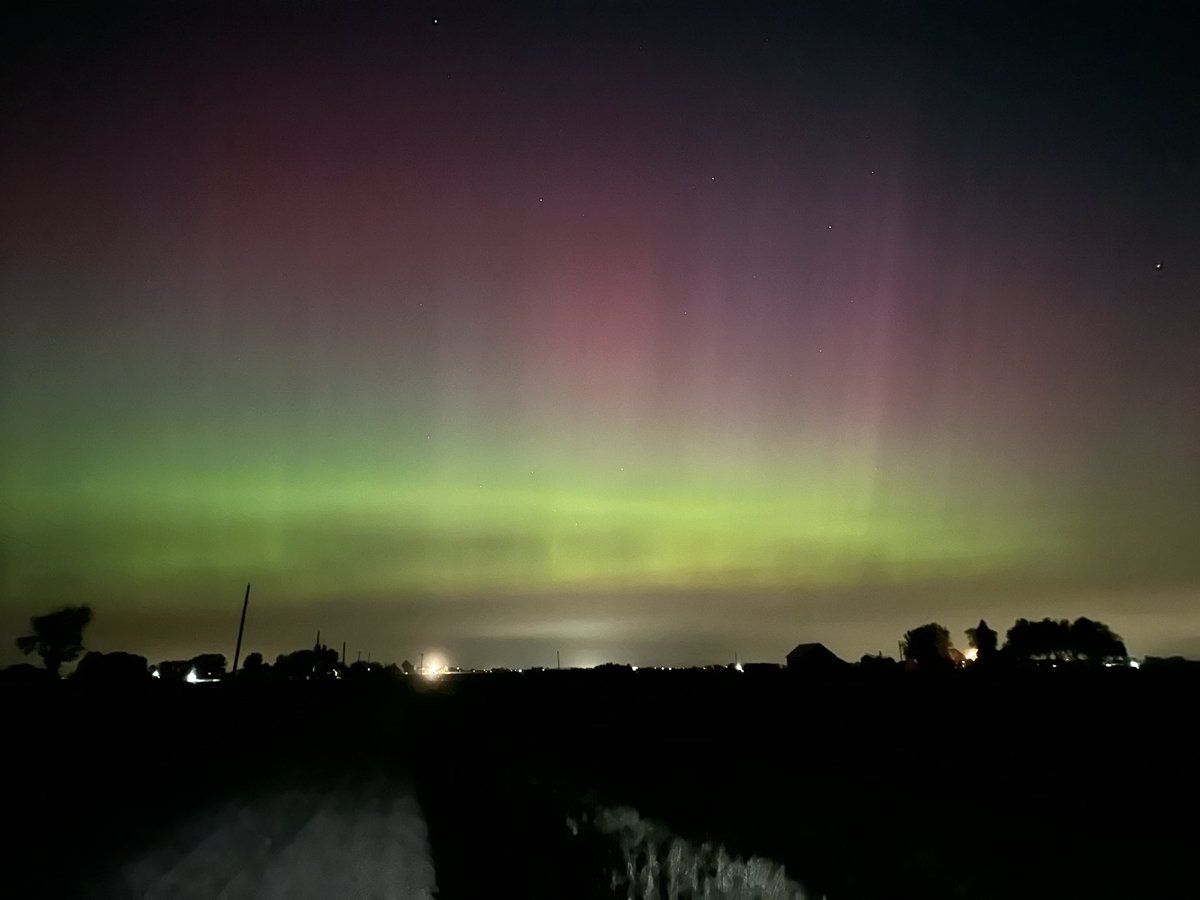 auroras insanely visible near Leland IL!!! #ilwx