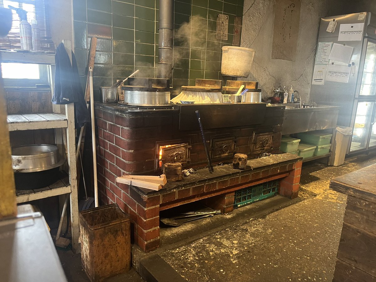 parkiri_man's tweet photo. 和歌山で見つけた食堂。
運営会社のコンセプトがいい感じやし、美味しかった。

このシリーズはコンプリートしようと思う(°A°)

#源じろう計画事務所
#WAKAY津屋
#火の食堂 https://t.co/60ooUJ6RfH