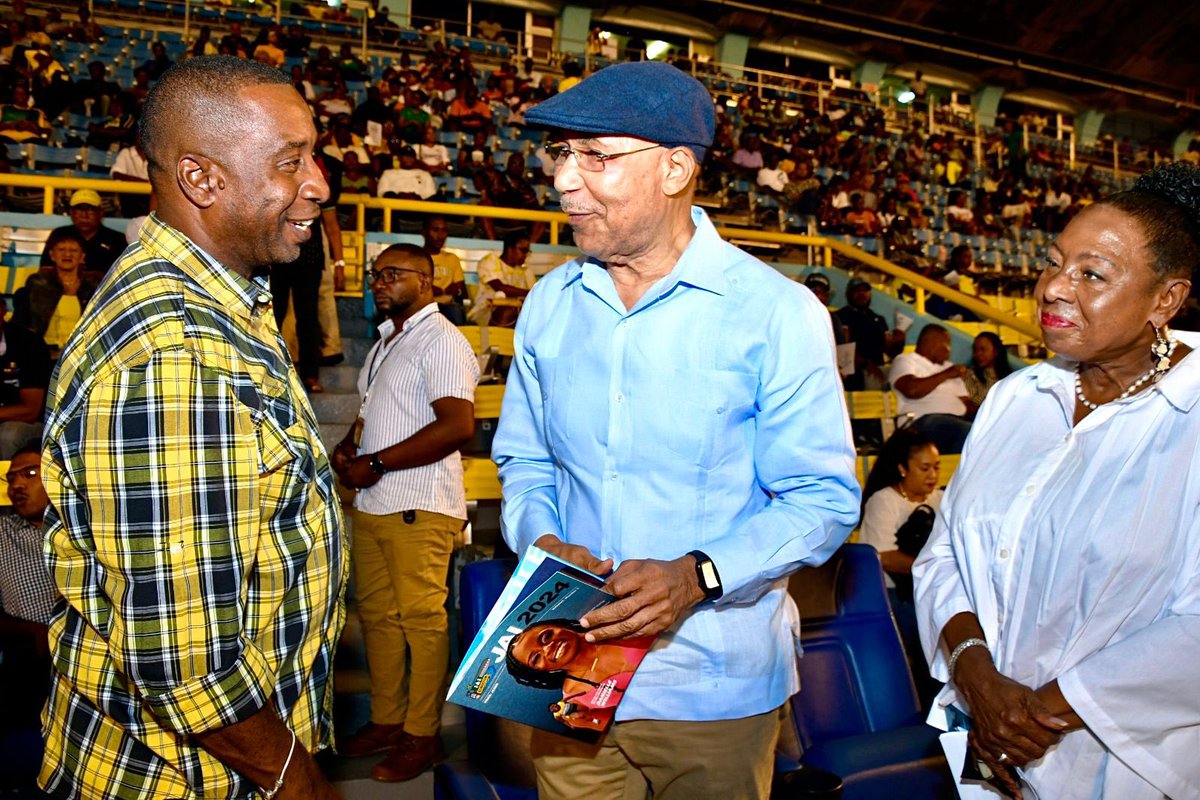 Mayor Swaby shared a light moment with His Excellency the Most Hon. Sir Patrick Allen, Governor- General and the Hon. Olivia “Babsy” Grange, Minister of Culture, Gender, Entertainment & Sport, at the Jamaica Athletics Invitational on Saturday