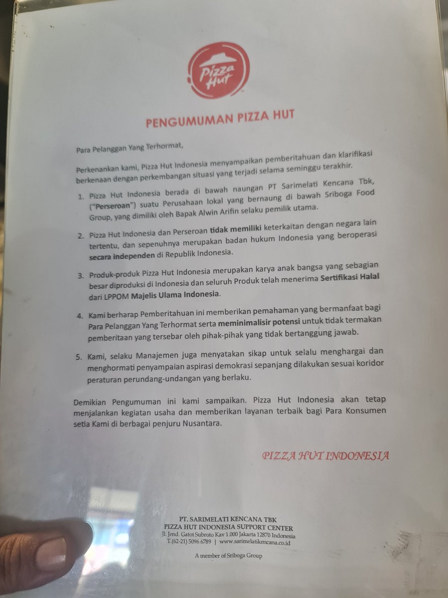 Wah ternyata saya kemakan HOAX nih. Hampir 6 bulan lebih gak pernah lagi pesen dan makan <a href="/Pizza_HutID/">Restoran Pizza Hut</a>. 
Ternyata <a href="/Pizza_HutID/">Restoran Pizza Hut</a> gak teraffiliasi ke Isriwil gaess. 

Ayoo Makan Pizza Lagi. 
> 13.000 karyawan Asli Indonesia. 

#AwasHOAX
#BahayaHOAX
#PizzaHutID