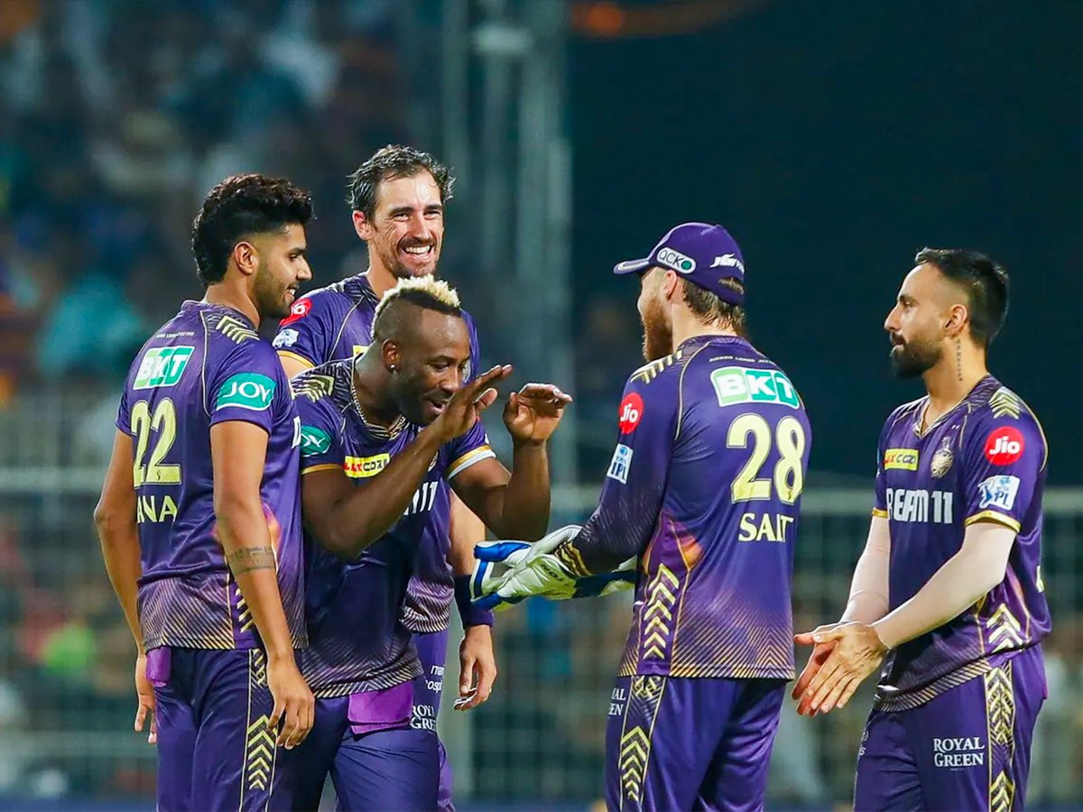 And that #KnightsArmy, is how we qualified for the #TATAIPL2024 Playoffs! 📸
