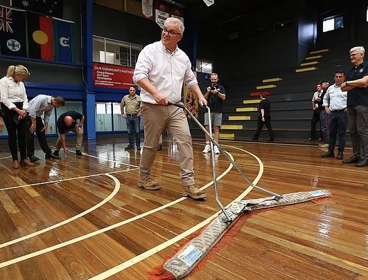 BREAKING: Over 100% of Australians agree that Scott Morrison was “the Most Helpful Prime Minister the world has ever seen”. “He was always helping out and did all the heavy lifting”. No memes allowed in the comments. DISCUSS👇🏻👇🏻👇🏻 #auspol #scottmorrison #lifter #helpful
