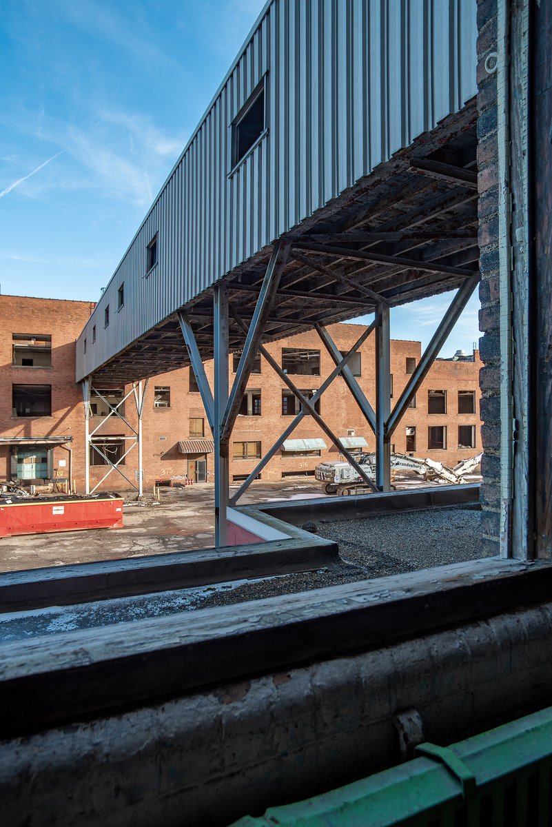Skybridge between two main buildings at an abandoned and since demolished General Electric facility in Cleveland, Ohio. (winter 2022)