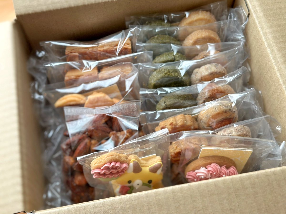 缶が足りず余ってしまったクッキー達
缶に入ってなくてもよろしければ…のプレゼント企画です🎁

応募期間　　5/13 24:00まで
応募方法　　フォロー＋この投稿をリポスト
結果発表　　5/14に当選者をポストにて発表いたします。発表前に返信やDMはいたしません。

注意事項はツリーに記載します。