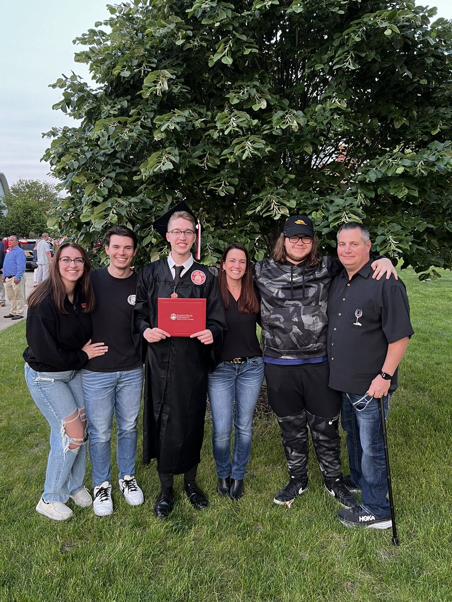 Not so little brother graduated from college today 🥳