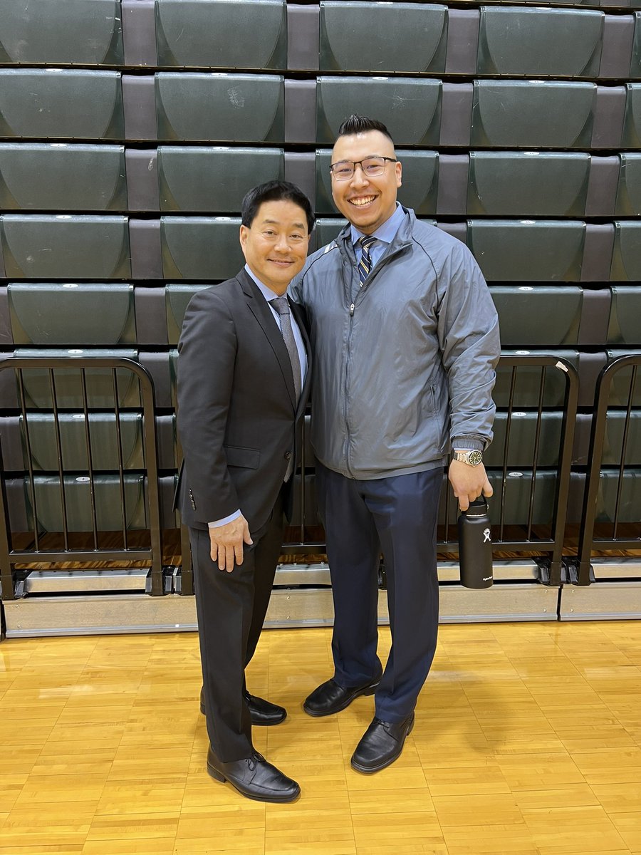 m1michael1's tweet photo. ✅Great Alaska State Karate Tournament🥋 I volunteered as a lead ring judge, got to see rising black belts forms/sparring live for the first time, and great to see friends from the days☀️🫀🥊 https://t.co/388qHTzFi6