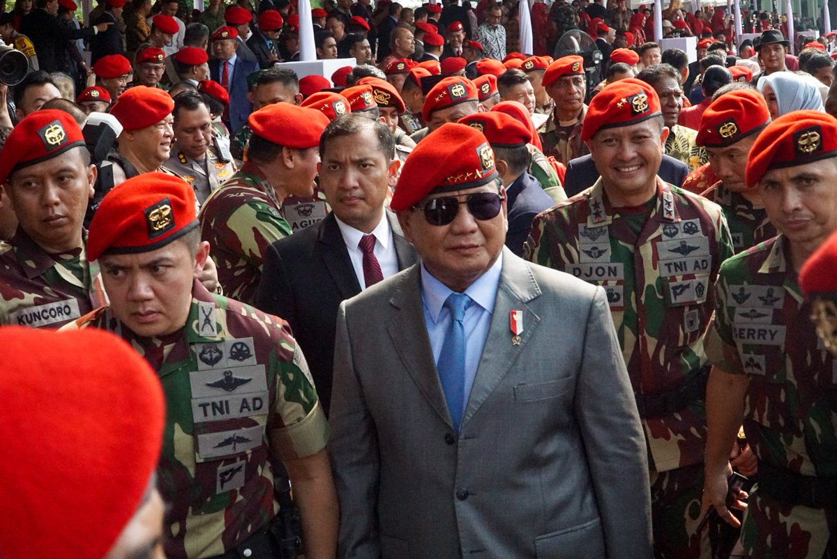 Jangan coba2 ganggu.