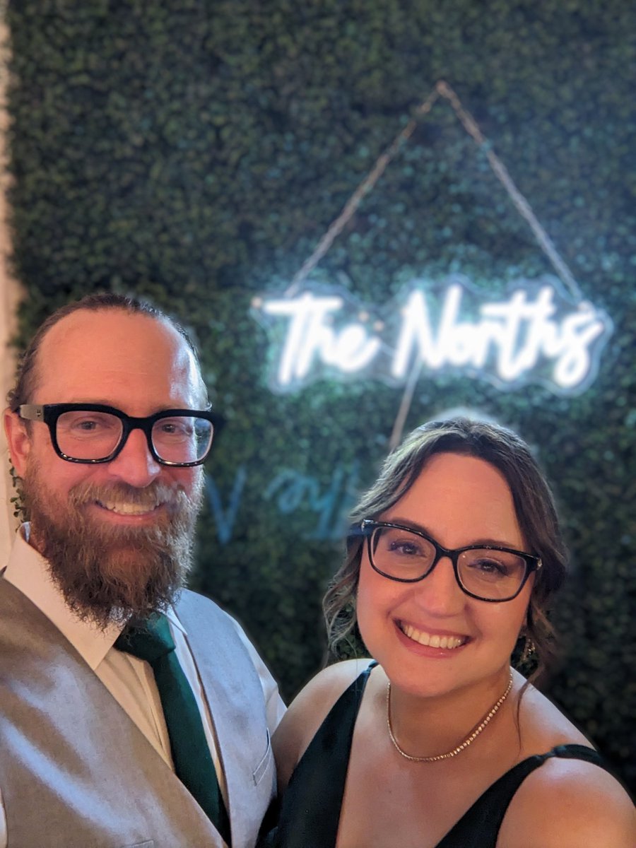 elBryan 🥃 tweet media