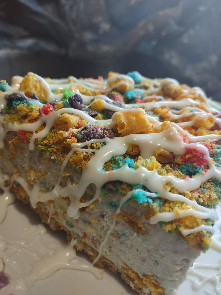Cap'n Crunch Berries Cheesecake 👨‍🍳

#chef #cheflife #dinner #tasty #foodporn #yummy #yum #delicious #foodpics #foodlovers #Amazing #food #cheesecake #beautiful #cherry #colorful