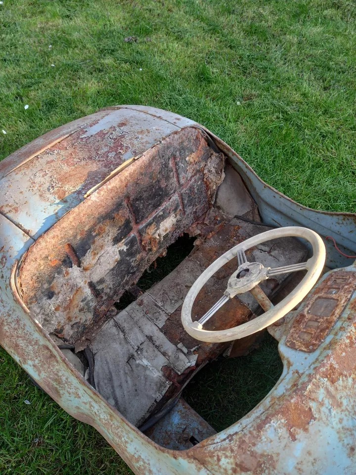 Ad: Austin J40 Pedal Car barn find On eBay here -->> bit.ly/3WzETsb #AustinJ40PedalCar #BarnFind #VintageToys #PedalCarRestoration #ClassicCars #ToyRestoration