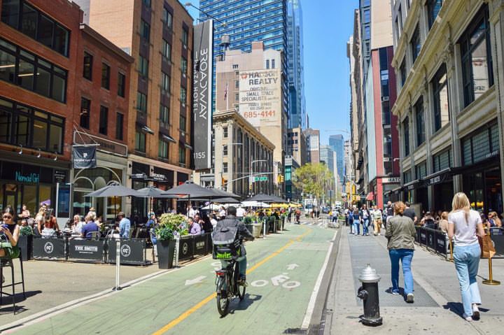 New York verändert sich - zum Besseren. 👍💚
#Verkehrswende #autofrei #StädteFürMenschen
📷 @modacitylife