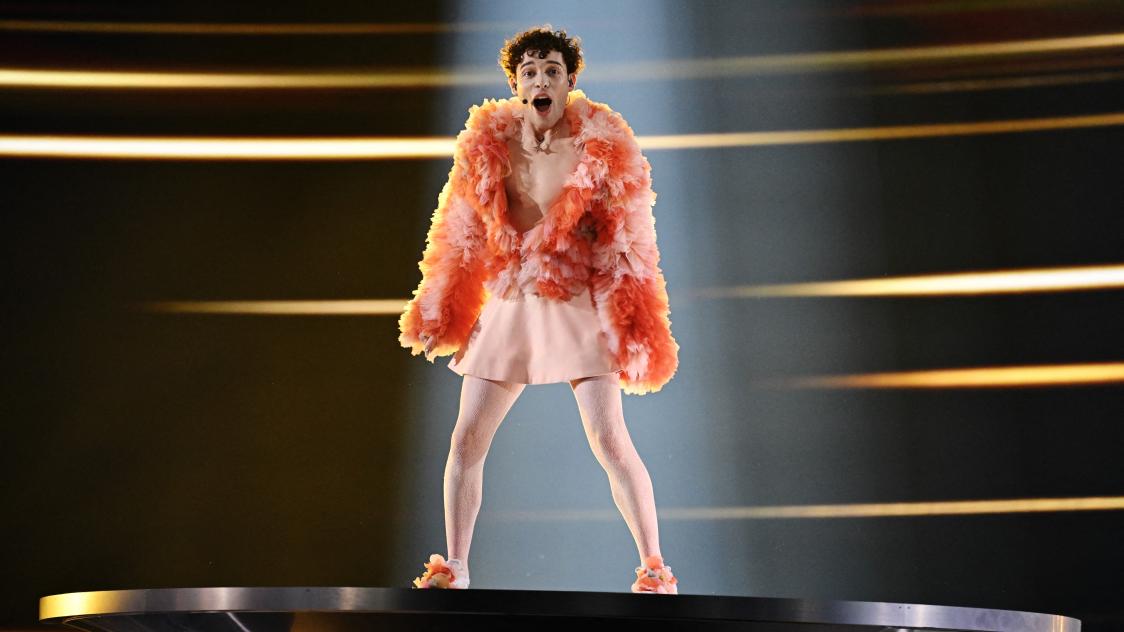 En 50 ans, on est passés de Bob Dylan et Leonard Cohen à Taylor Swift et au crétin suisse emplumé qui a remporté hier l'Eurovision. Le monde progresse.