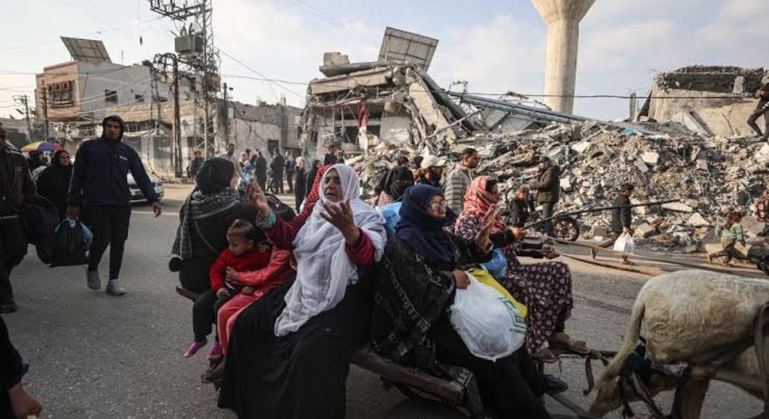 🔴 İsrail, Refah operasyonunun genişletilme kararını aldıktan sonra, Refah bölgesinde bulunan Filistinlilere bölgeyi terketmelerini emretti.