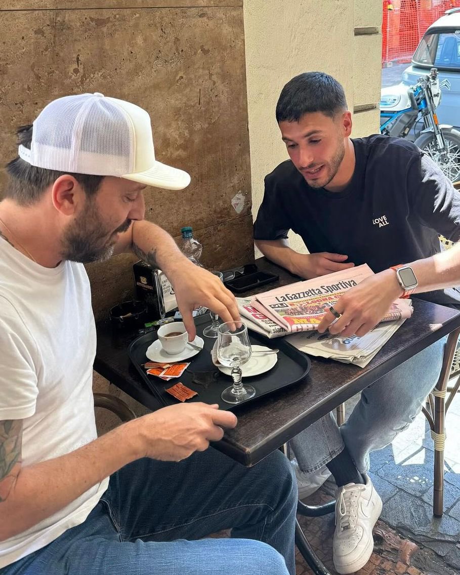 Una colazione tutta bolognese dal sapore di Champions✨🔵🔴

📸: @cesarecremonini 

#cremonini #ravaglia #bologna