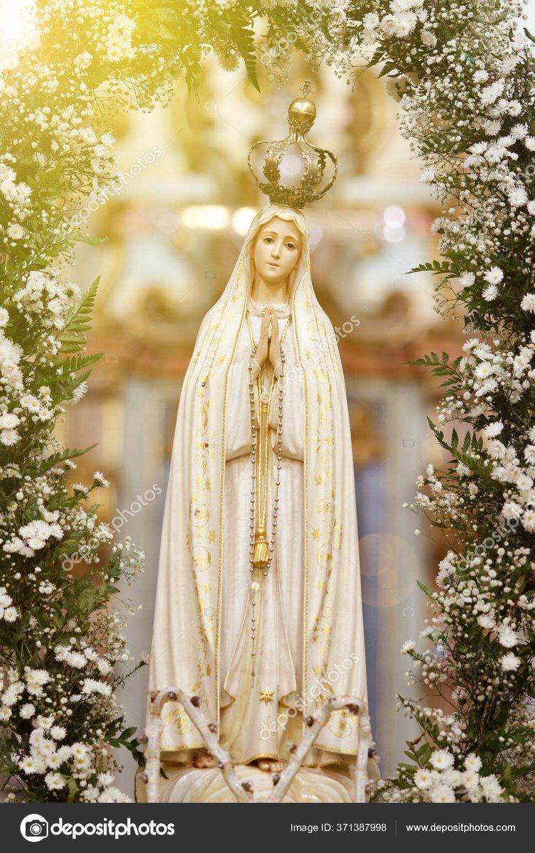 Sanctuaire de Fatima | L'événement de Fatima fatima.pt/fr/pages/leven… Au carrefour de la Foi et de l'Histoire, une apparition surnaturelle qui est aussi pour l'humanité de notre temps présage d'une via crucis, et présage d'éternelle gloire. Les trois petits pastoureaux les