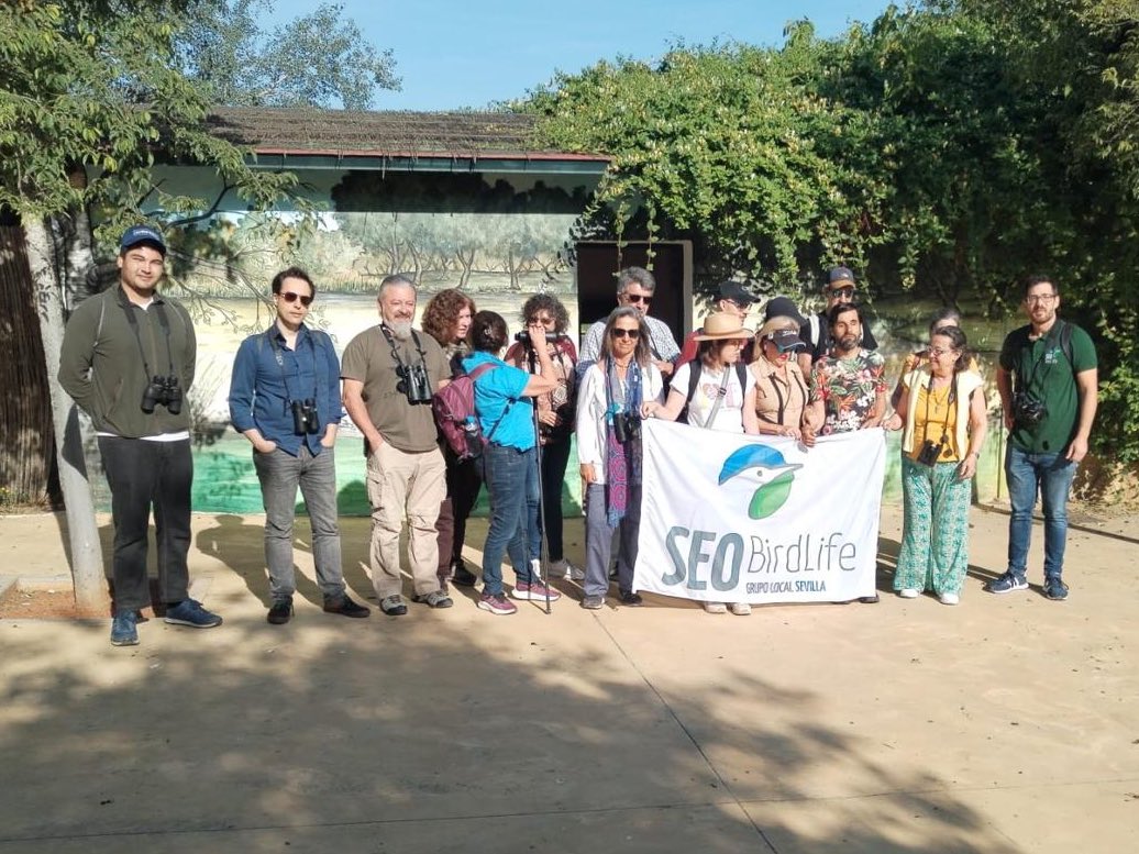 Fin de semana repleto de actividades en la Laguna de Fuente del Rey. Os dejamos algunas imágenes del curso de identificación de sonidos de aves realizado por @SEO_BirdLife y de anillamiento científico a aves de la mano de @aranzadi .