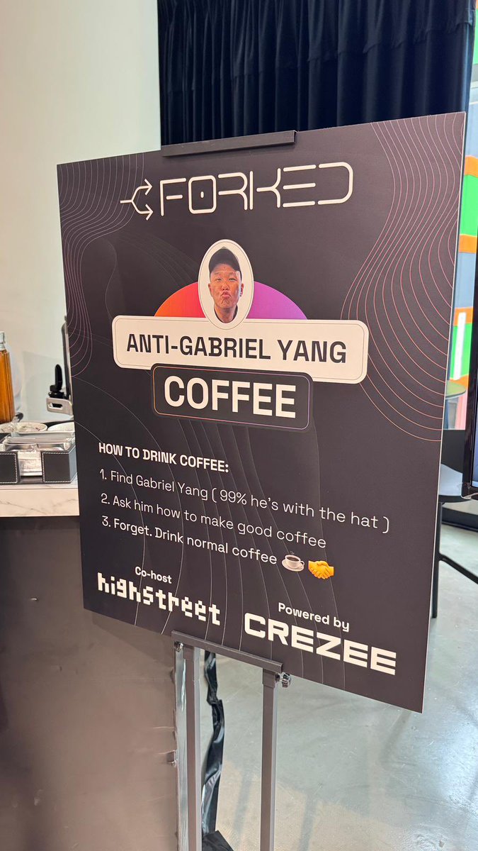 Really enjoyed my time at @forkedconf 🇭🇰 this week despite the lack of real snobbish coffee 😂 @AddyCrezee and team pulled this off in a month, imagine what they can do next time. A curated audience, smaller crowd (not 5k 10k people types) and well thought out content. Ample