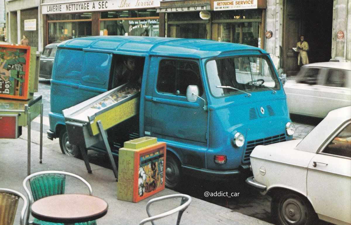 Game for anything: Random van brochure picture of the day. #Renault