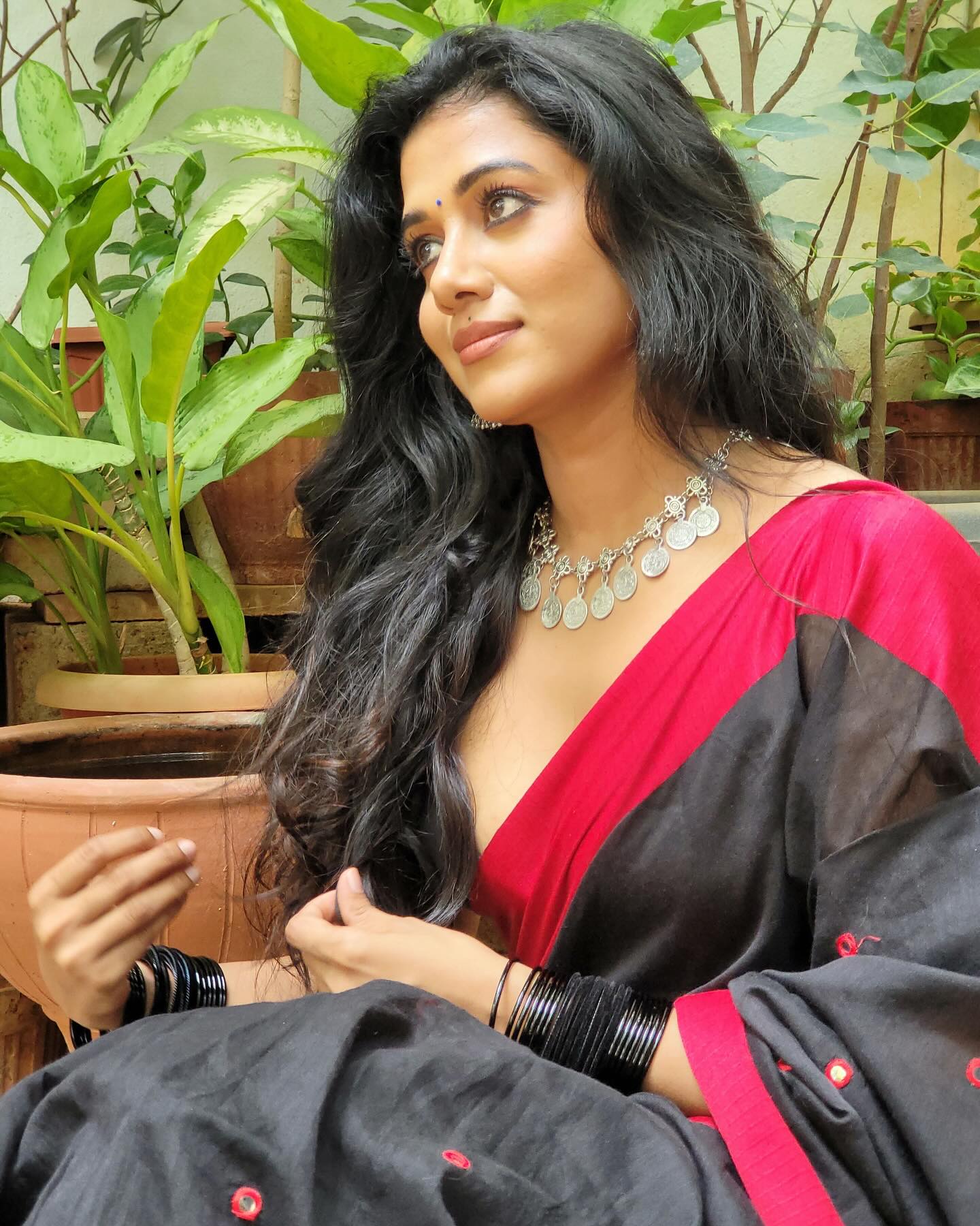 GNX1goHbQAATFKd?format=jpg&name=large