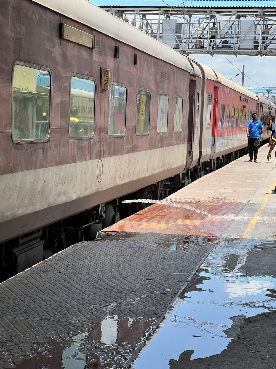 sonu1010's tweet photo. Travlld to Vizag on May 5 (train no.18568&amp;PNR4510594870). Excessive water was dischargd frm coaches during filling process at Renigunta, resultng in wastage of gallons of water. It's unfair as some regions of country are experiencing water scarcity.Address the issue.@RailMinIndia https://t.co/z1sjM2WzcC