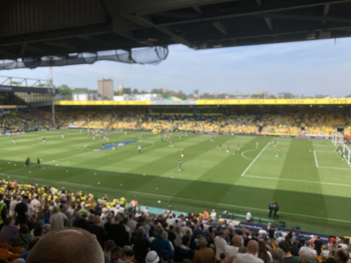 Today’s view at Carrow Road in the bright sunshine. C’mon Leeds! #lufc