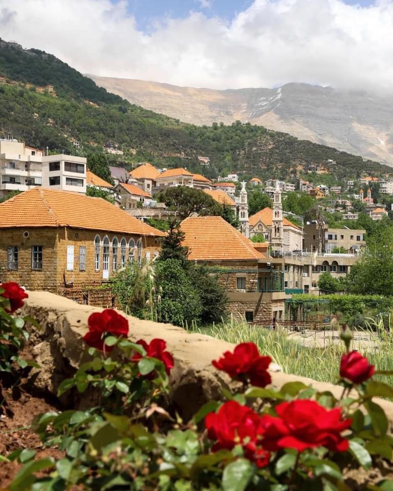 From #Baskinta with love 

By @oneclick.lebanon 

#Exploring #Travel #Destination #MyLebanon #AmazingLebanon #LiveLoveLebanon #DiscoverLebanon #ExploreLebanon #ProudLebanese #LebaneseAmericans #Lebanon #Lebanese #AmericansLebanese