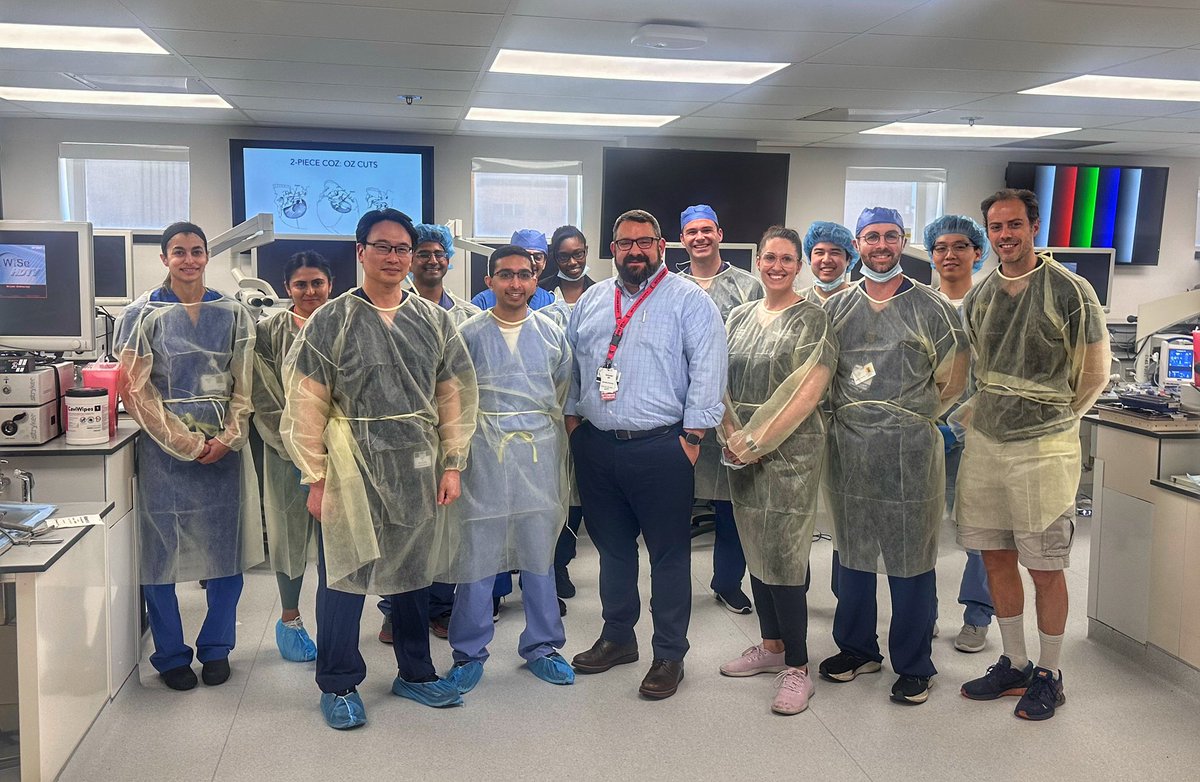 That’s a wrap - “final” hands-on skull base course for our residents led by @AlbertHKimMDPhD and soon-to-be faculty @BhuvicP. We’ll be moving into a brand new surgical education lab in July. @JOsbunMDxCV @DMathios_MD @jstones50 Nyssa Farrell @WashUNeurosurg @WUSTL_ENT