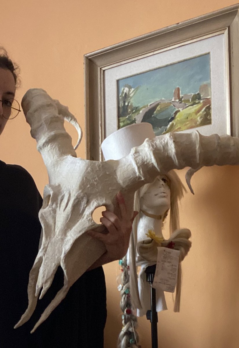 needlenoodle_'s tweet photo. this id how our prop making is going so far https://t.co/ohPm8PKJiA