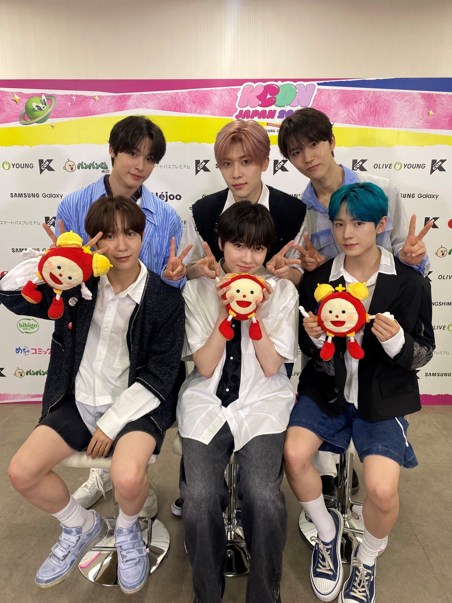 cx_mezamashi's tweet image. あす13日（月）の #めざましテレビ エンタメPick Up☝️ 
KCON JAPAN 2024🎶に出演した #NCTWISH の皆さんに #小山内鈴奈 アナがインタビュー🎤✨
メンバーに欠かせない物を聞いてみると…🤔
SAKUYAさんは残りご飯にかけるある調味料🧂なんだって😋

☆内容変更の際はご了承下さい