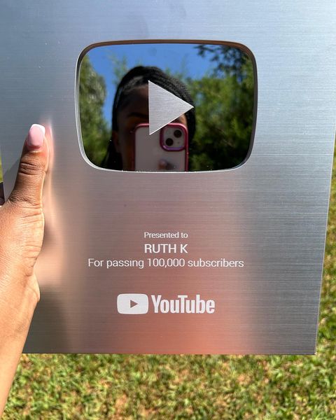 Content creator Ruth K  receives her silver button for surpassing more than 100k  on her Youtube channel. 
Congratulations,keep winning 🥳🥳🥳   
#atksocial #atktrends #atkliveyourdreams #atkcelebrityculture #RuthK  
#CelebrityBirthday #celebritynews