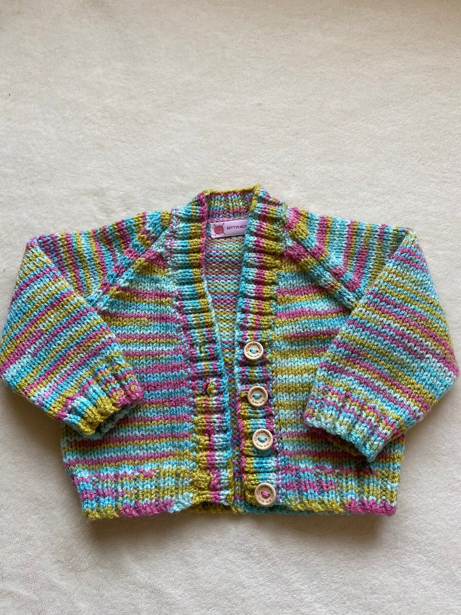 0-3 month rainbow knit baby cardigan bettysmumknits.etsy.com/listing/173002… #UKGiftAM #MHHSBD