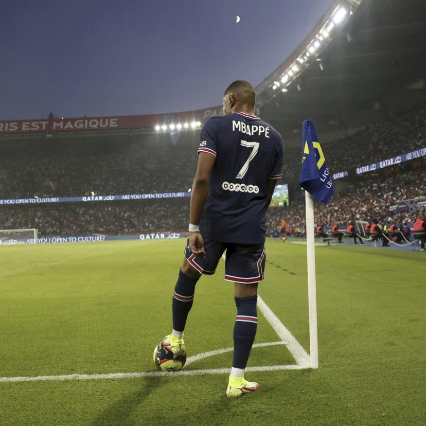 Kylian Mbappé rejouera au Parc des Princes en … Septembre 2024. 📅

Il jouera contre l’Italie avec la France le 6 septembre dans le cadre de la Ligue des Nations. 🏆