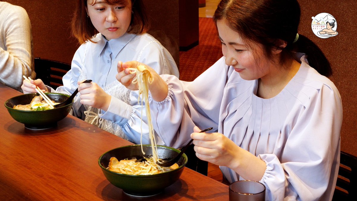 hapiparaTV2016's tweet photo. 🔥新作動画公開🔥
今回は『ゆふいんホテル 秀峰館』へ♨️
お宿の温泉と新しくOPENした『由布院らーめん秀』さんを紹介します🍜

https://t.co/eLVWd5uTBq

出演  ▶�� @Kureha24RIRI16  @imari_0504 

#おんせん県
#おおいた
#由布市
#ホテル
#秀峰館
#由布院らーめん秀
#ラーメン https://t.co/xmRsuxqKbC