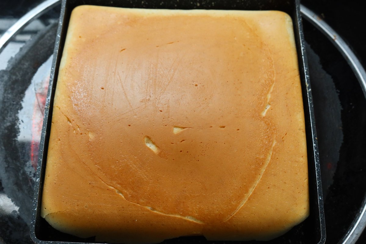 卵焼き器で正方形のホットケーキ
